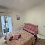 Piso Casco Historico 아파트 *